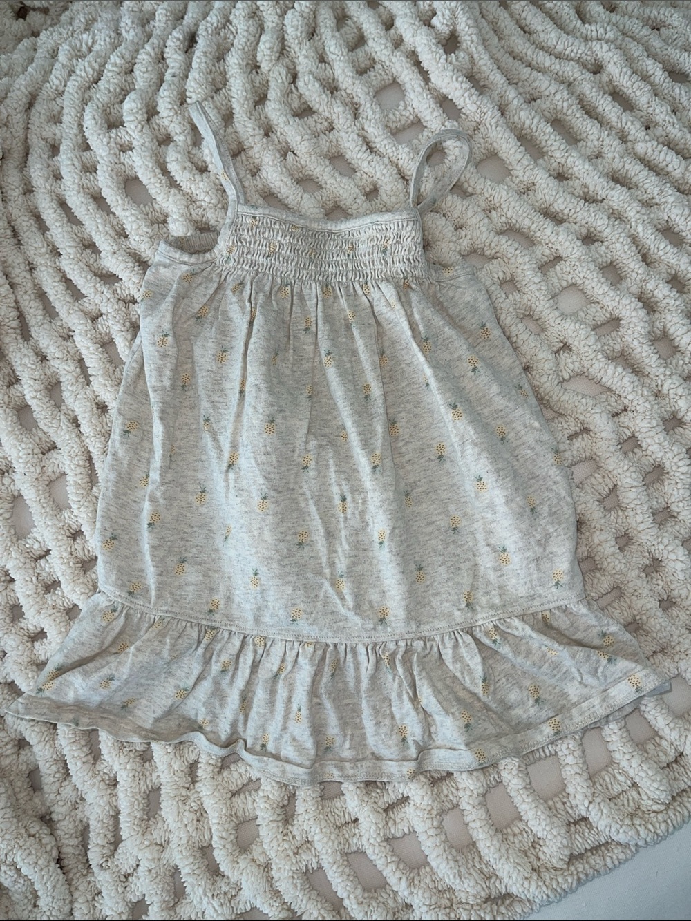 🤍🎀Girls' Grey Smocked Tank Dress with pineapple small prints 3T- never worn!🎀🤍